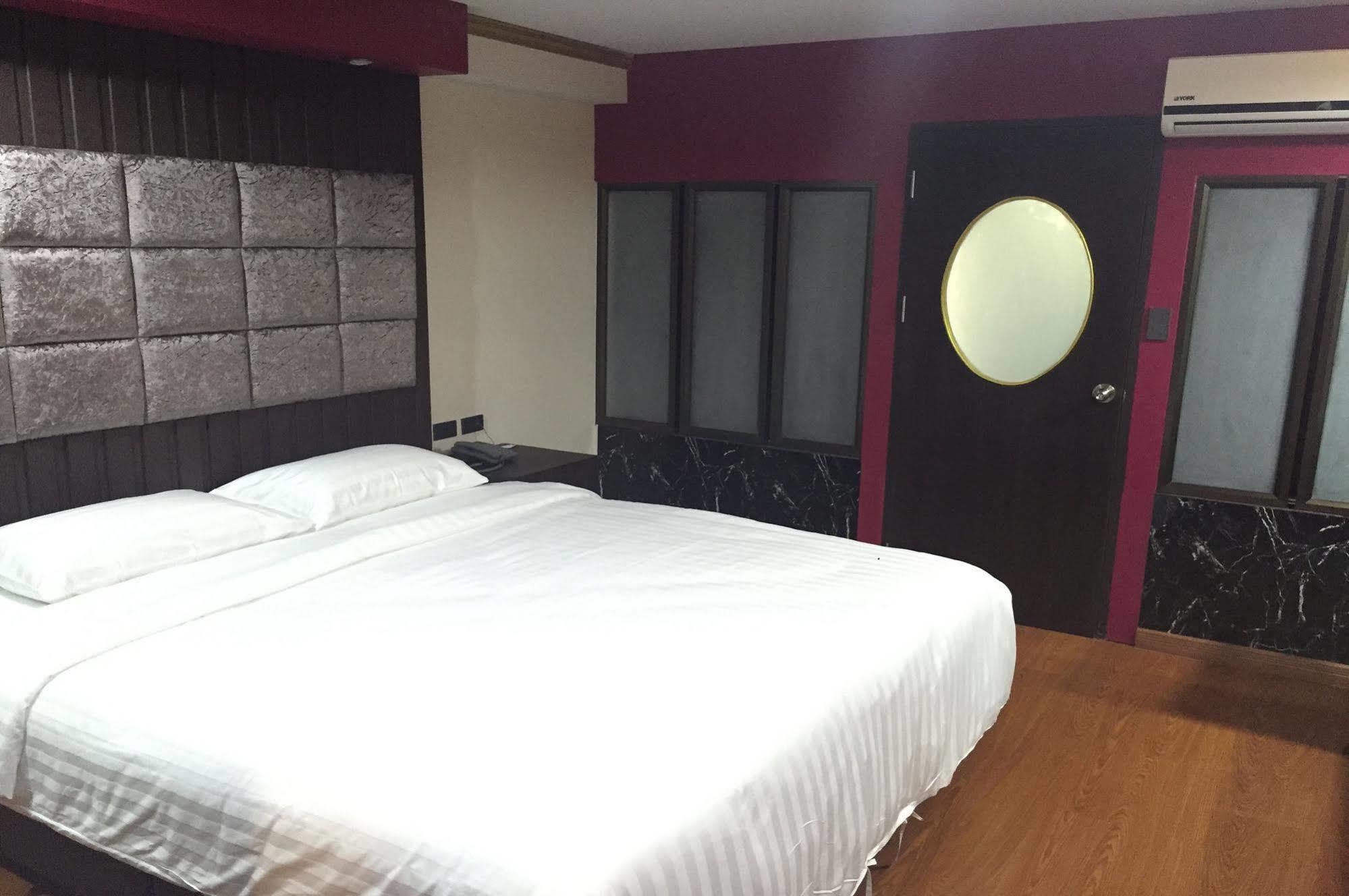 Grand Pink Hotel Hatyai Hat Yai Exterior foto